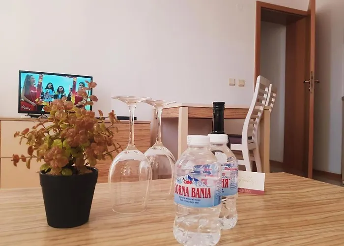 アパート Salena 3*