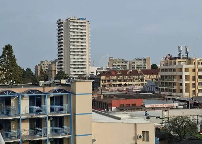 Salena Апартаменты 3*